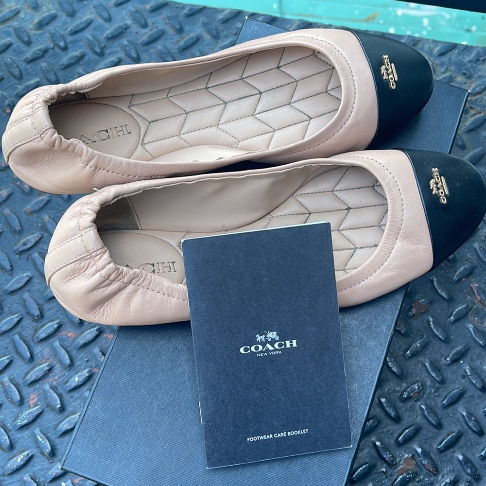 COACH BONNIE LTR BALLET FLATS